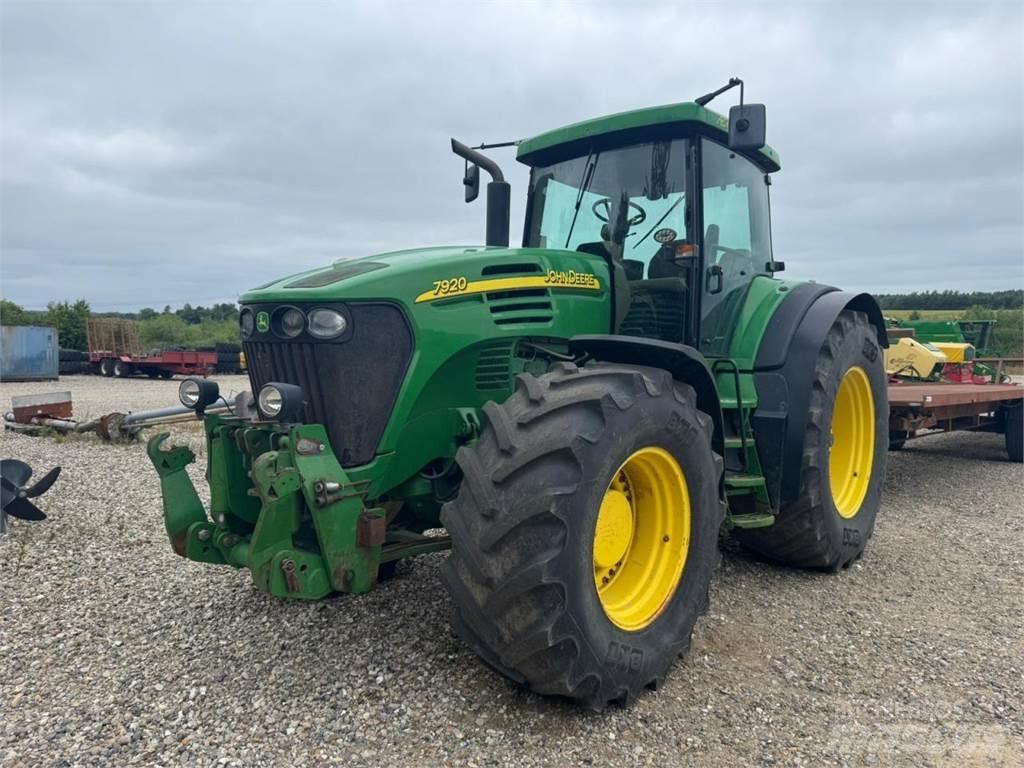 John Deere 7920 Tractores