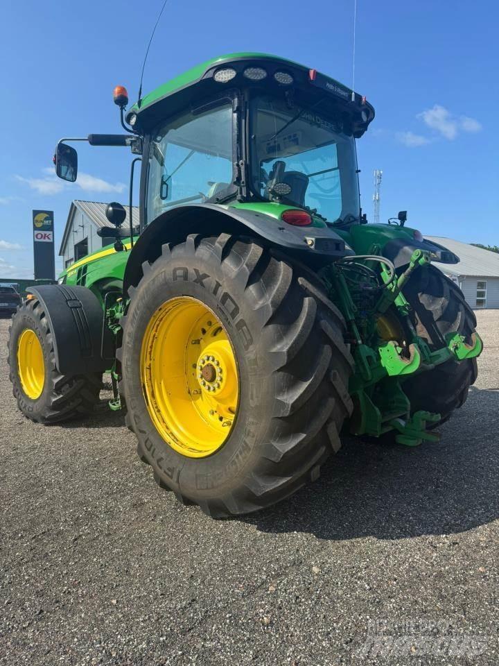 John Deere 8310R Tractores