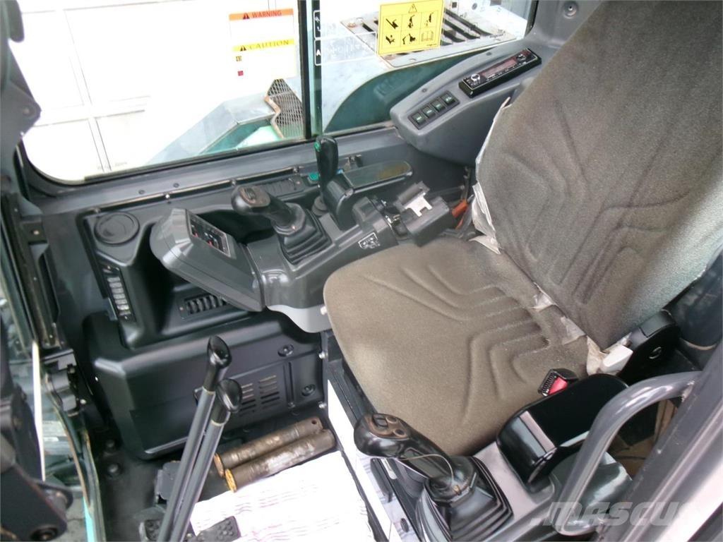 Kato 85V5 Mini excavadoras < 7t