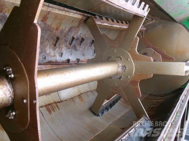 Keenan MF380 Remolques de forraje