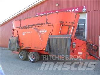 Kuhn 45 M3 Remolques de forraje
