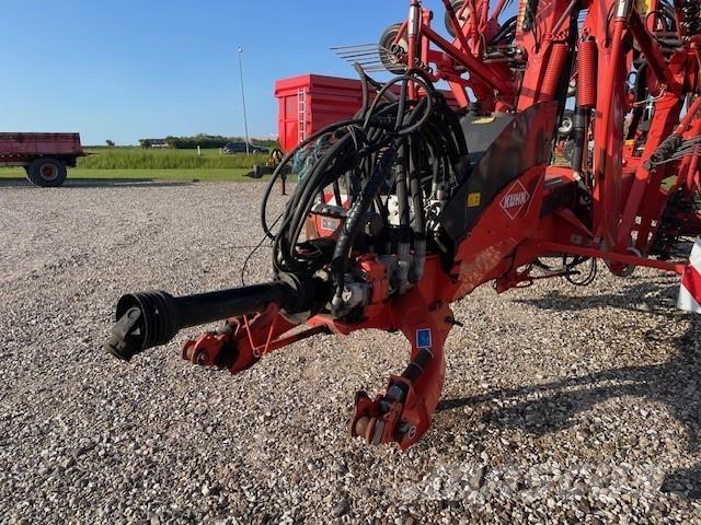 Kuhn GA13131 Rastrillos y henificadores