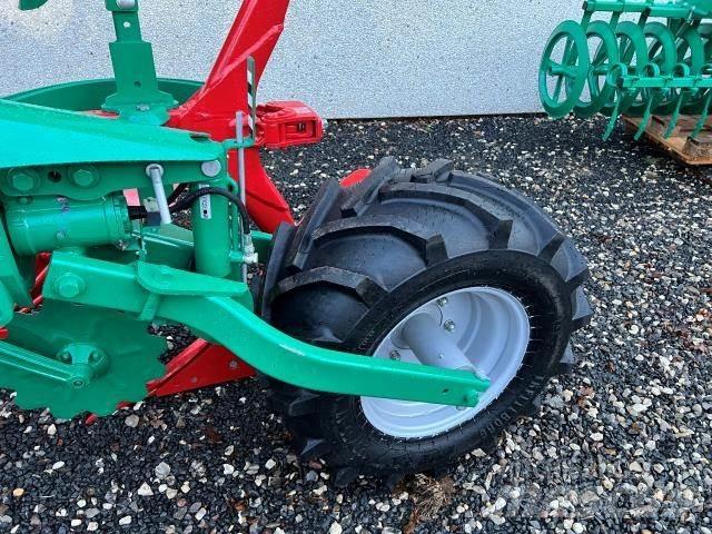 Kverneland 3300S Arados reversibles suspendidos