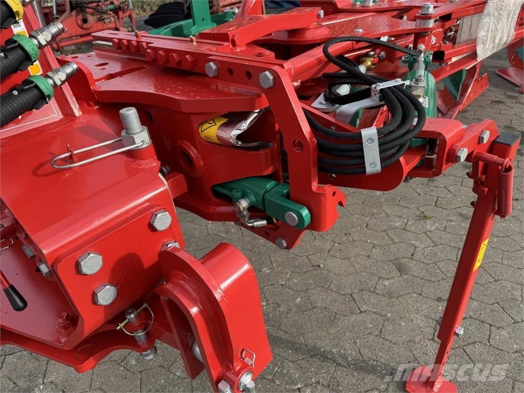 Kverneland 3300S Arados reversibles suspendidos