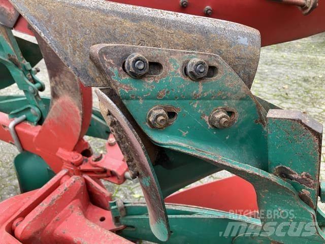 Kverneland EG200 Arados reversibles suspendidos