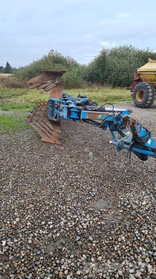 Lemken 6 F Arados reversibles suspendidos