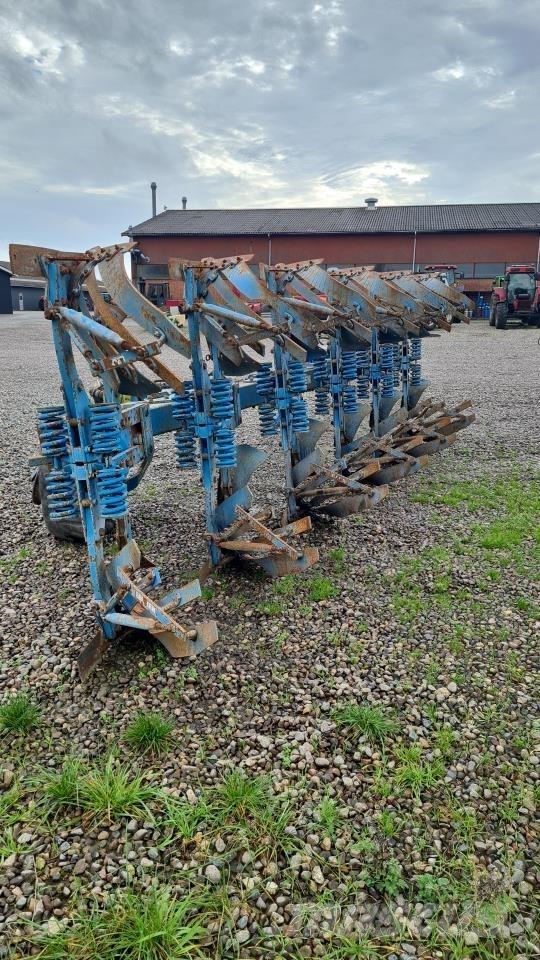 Lemken 6 F Arados reversibles suspendidos