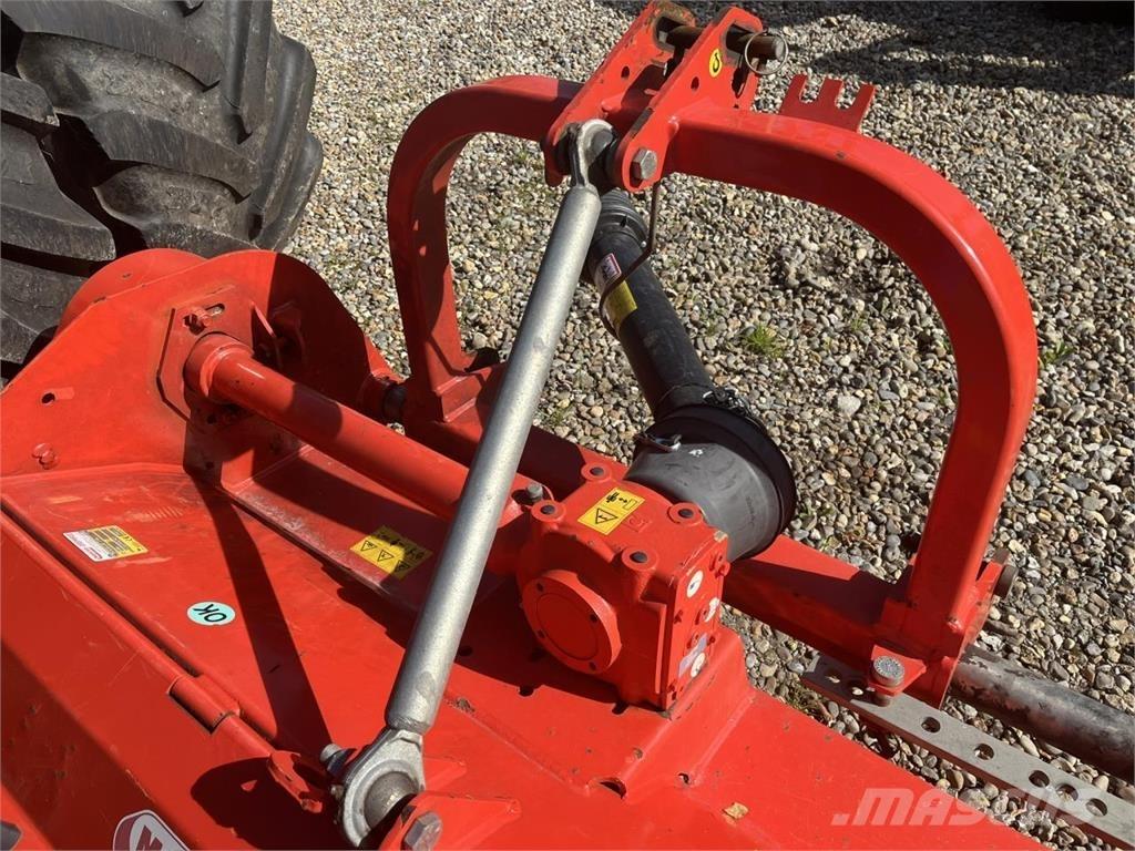 Maschio CORAZZA Segadoras