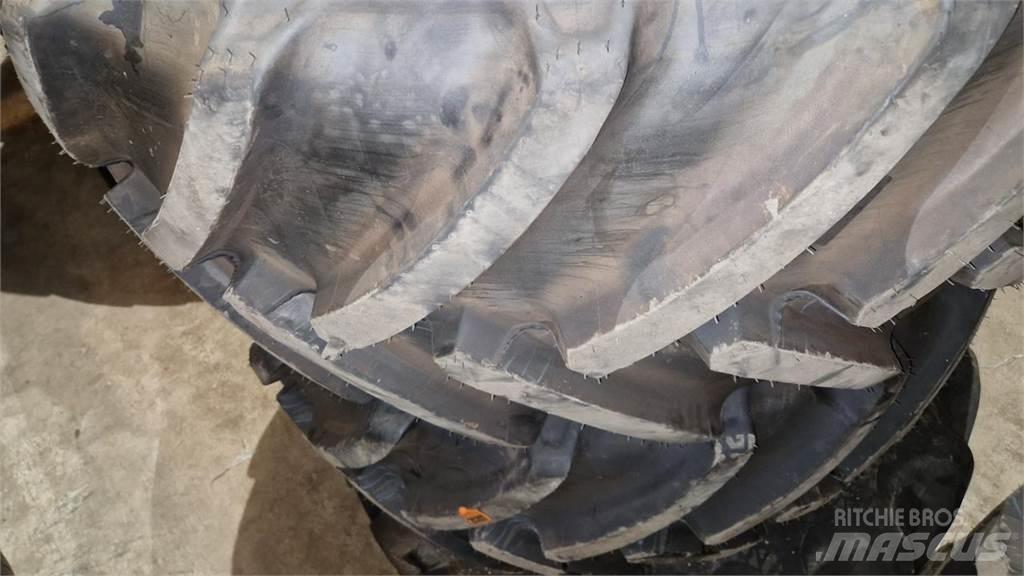 Mitas 600/70R30 Neumáticos, ruedas y llantas