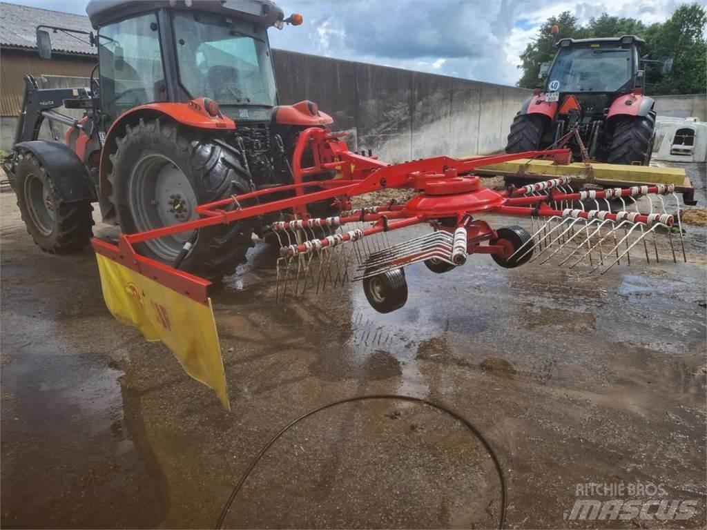 SIP 350 T rive Rastrillos y henificadores