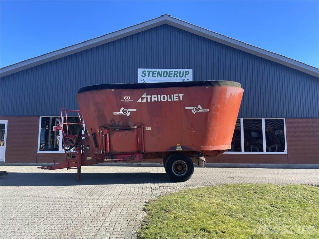 Trioliet 2400 L Remolques de forraje