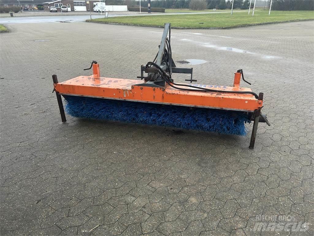 Tuchel 230/520 Cepillos