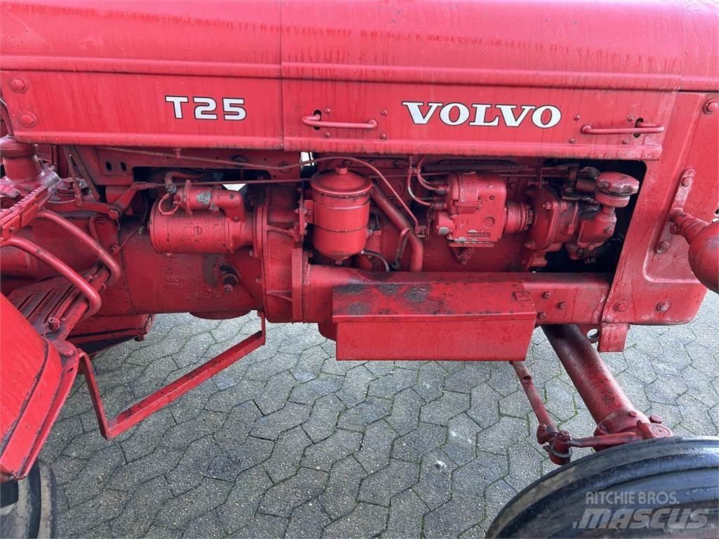 Volvo BM T25 Tractores