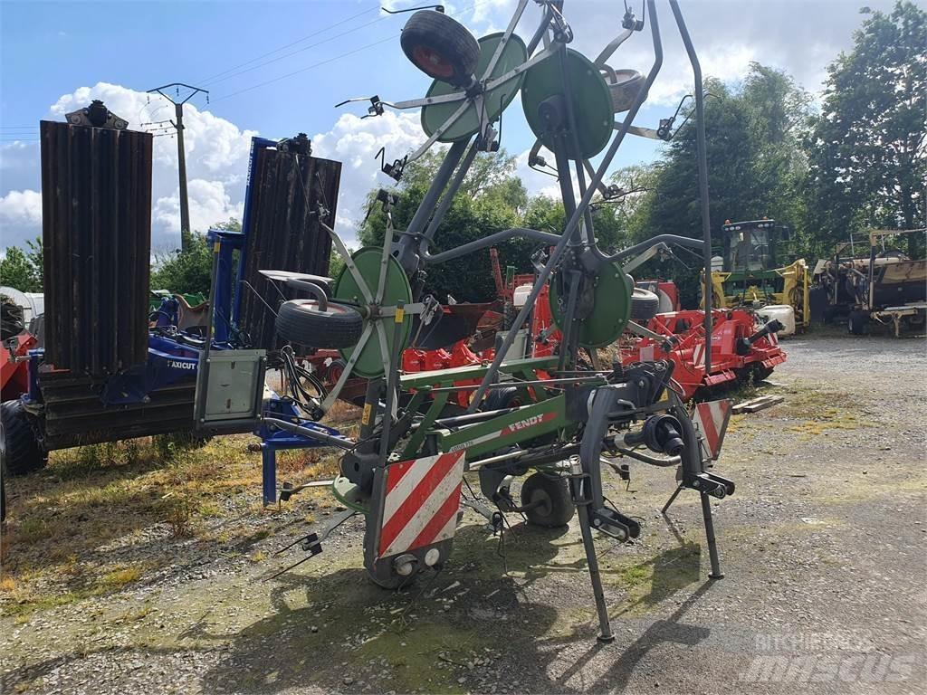 Fendt LOTUS 770 Rastrillos y henificadores