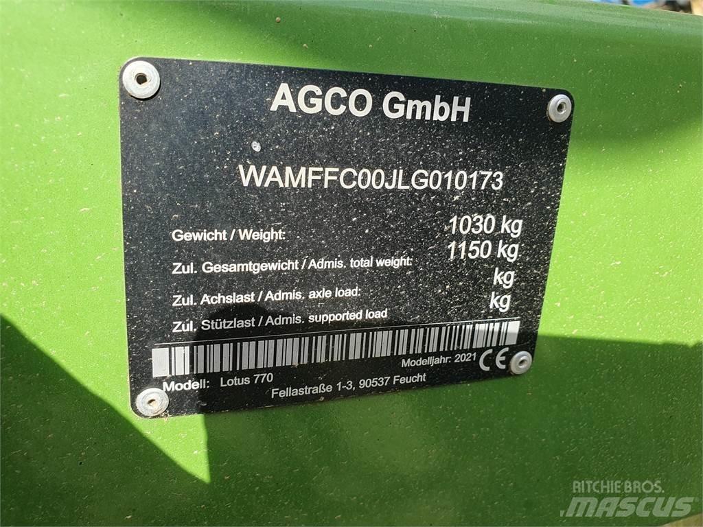 Fendt LOTUS 770 Rastrillos y henificadores