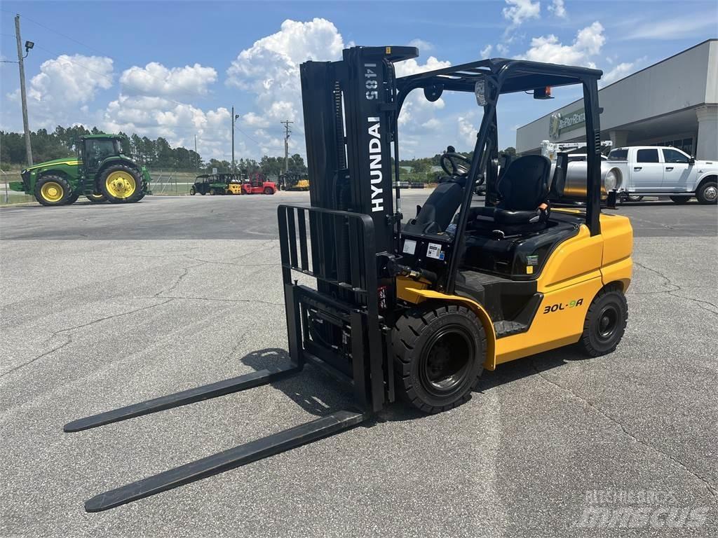 Hyundai 30L-9A Otras carretillas elevadoras