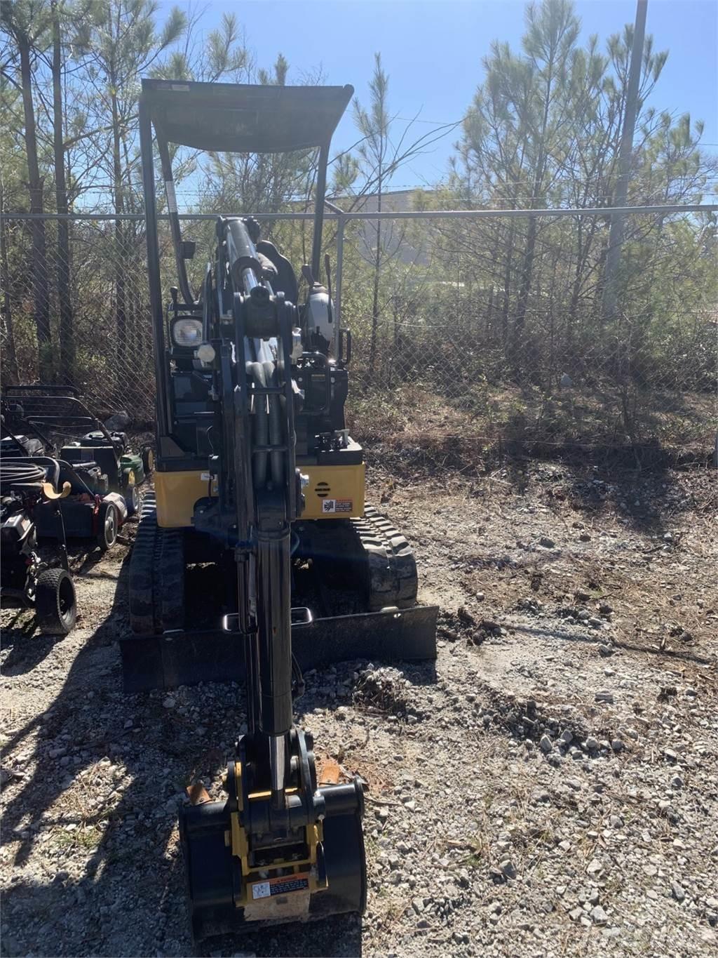 John Deere 17P Excavadoras de largo alcance