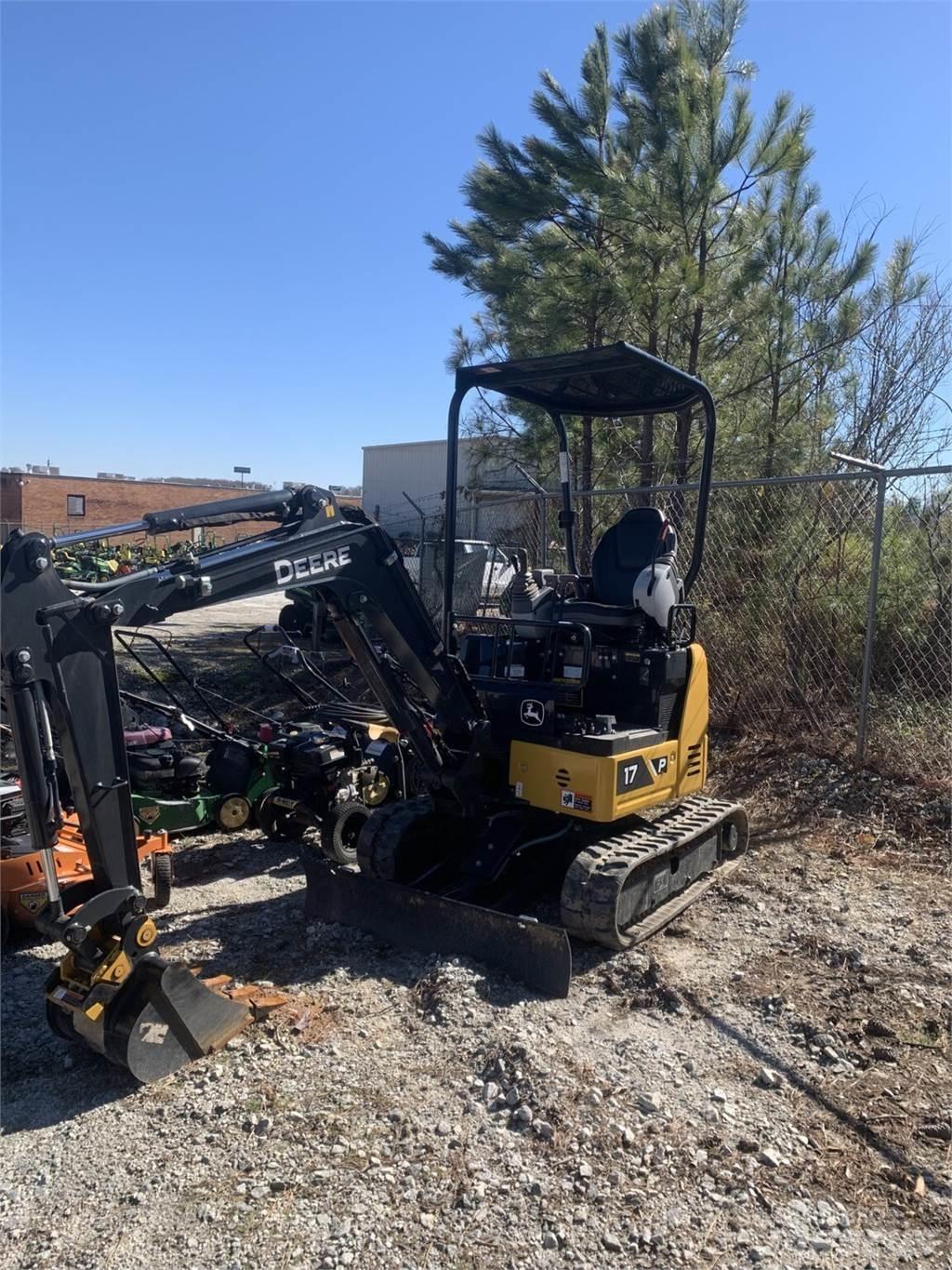 John Deere 17P Excavadoras de largo alcance
