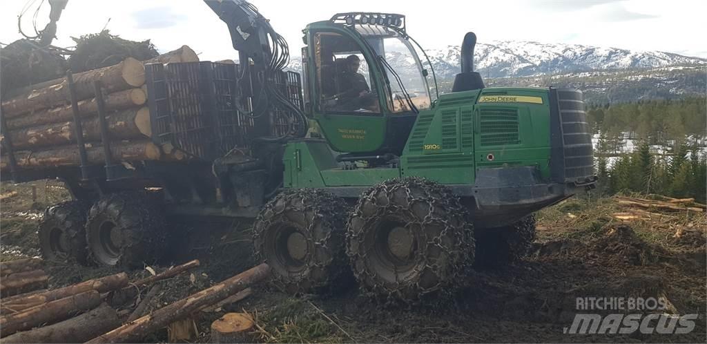 John Deere 1910G Autocargadoras