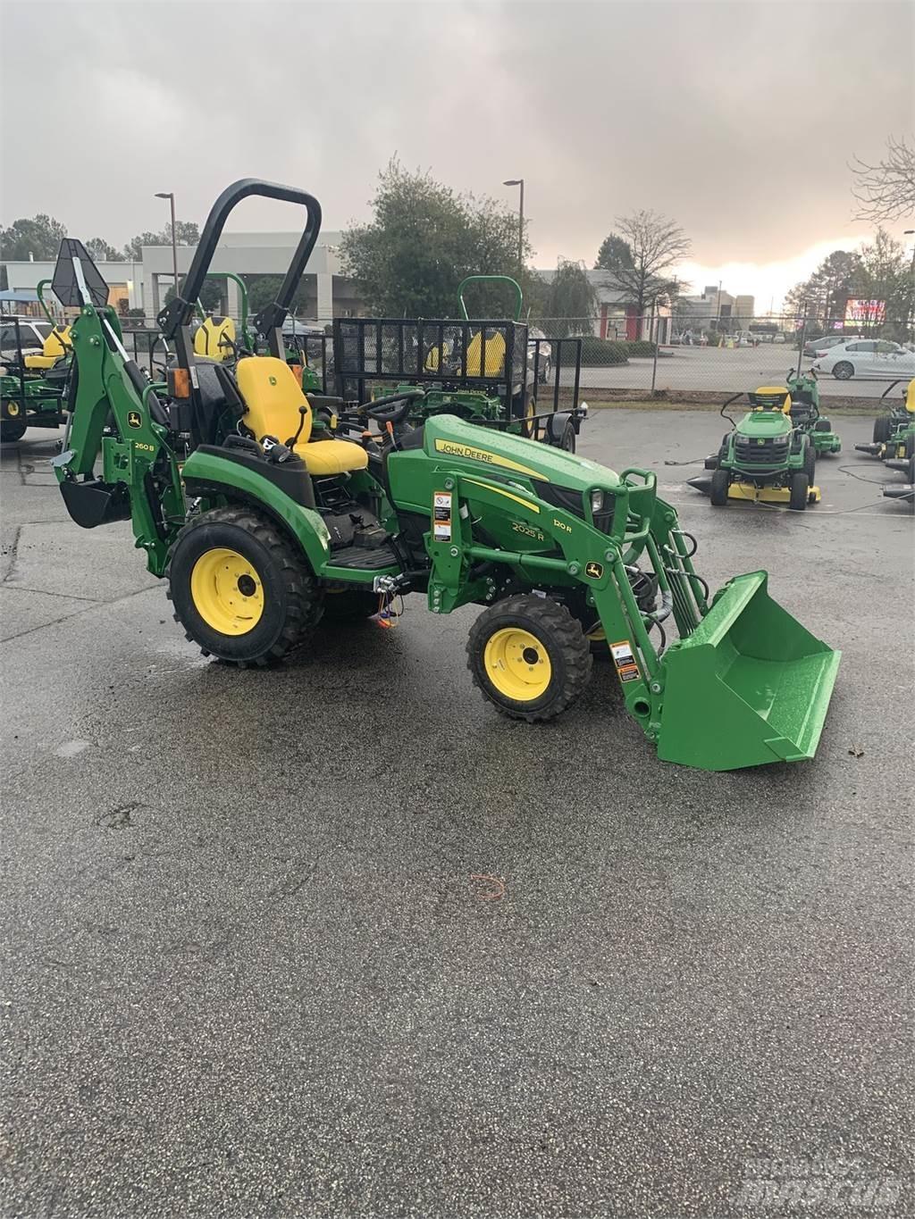 John Deere 2025R Tractores compactos