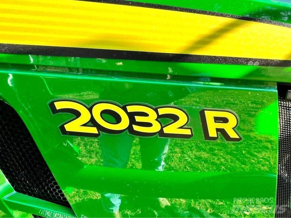 John Deere 2032R Tractores compactos