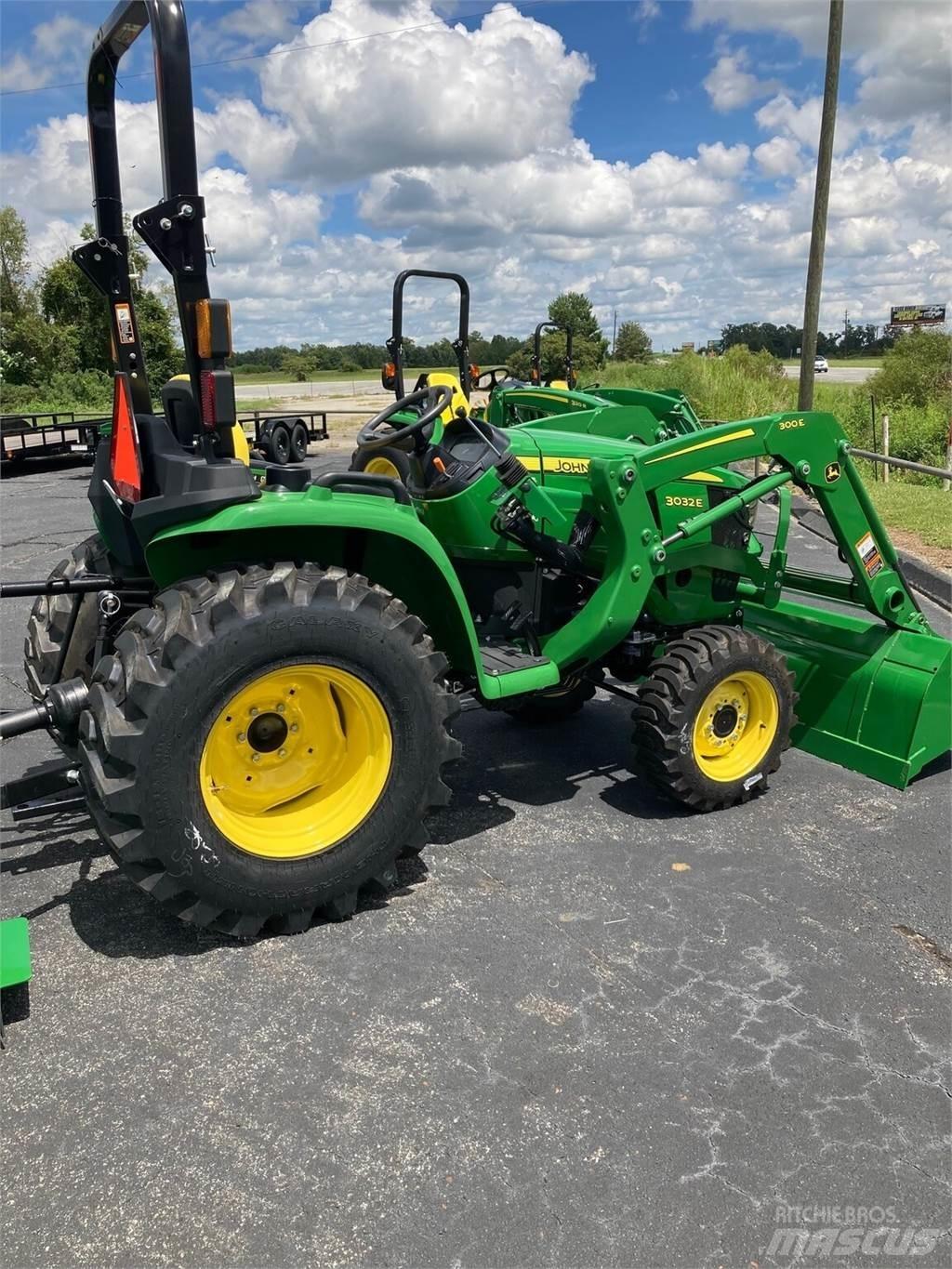 John Deere 3032E Tractores compactos