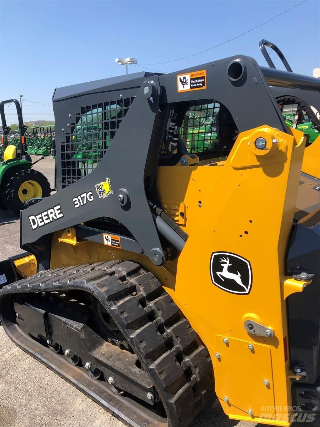 John Deere 317G Palas cargadoras