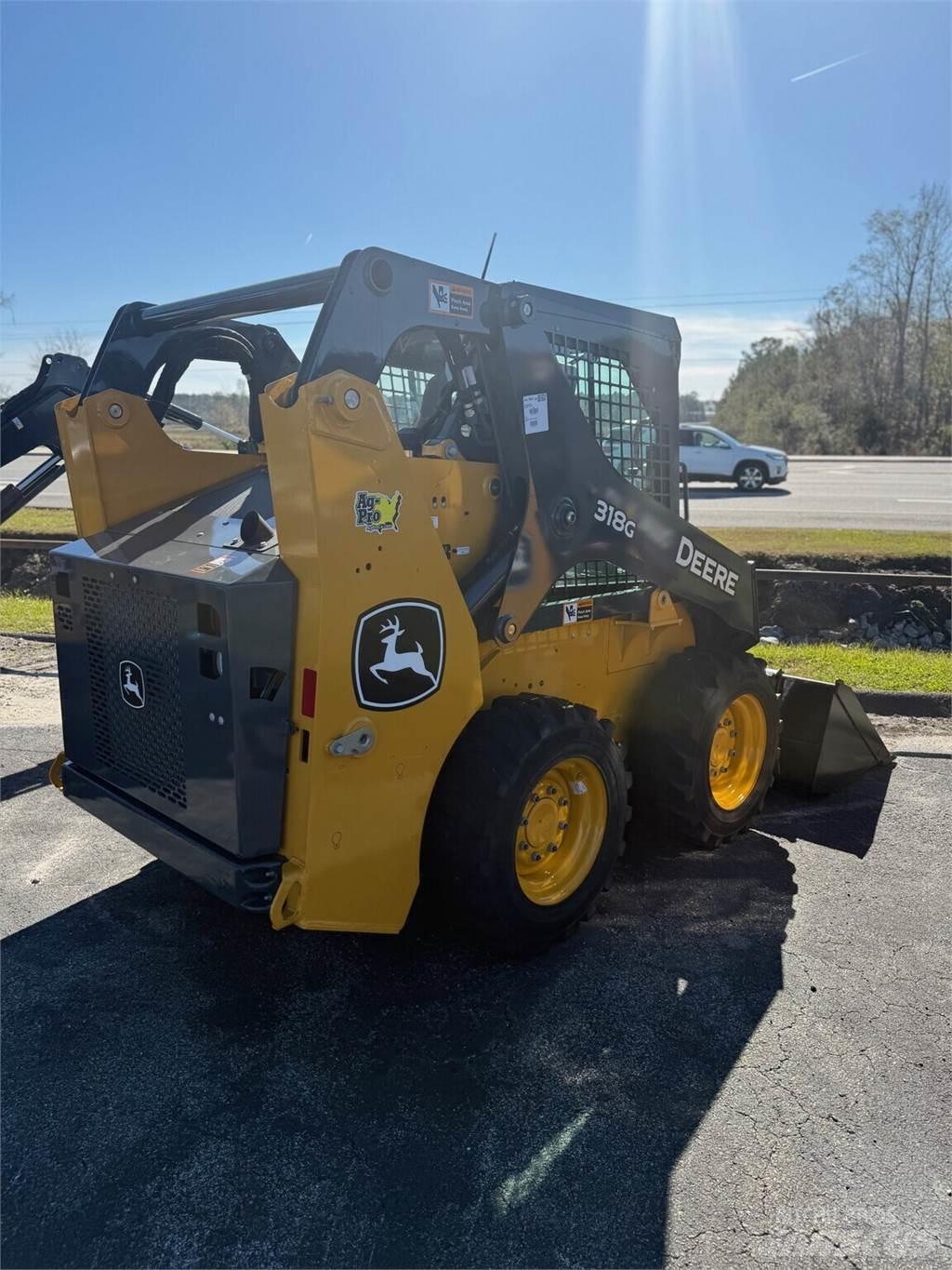 John Deere 318G Minicargadoras