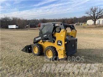 John Deere 318G Minicargadoras