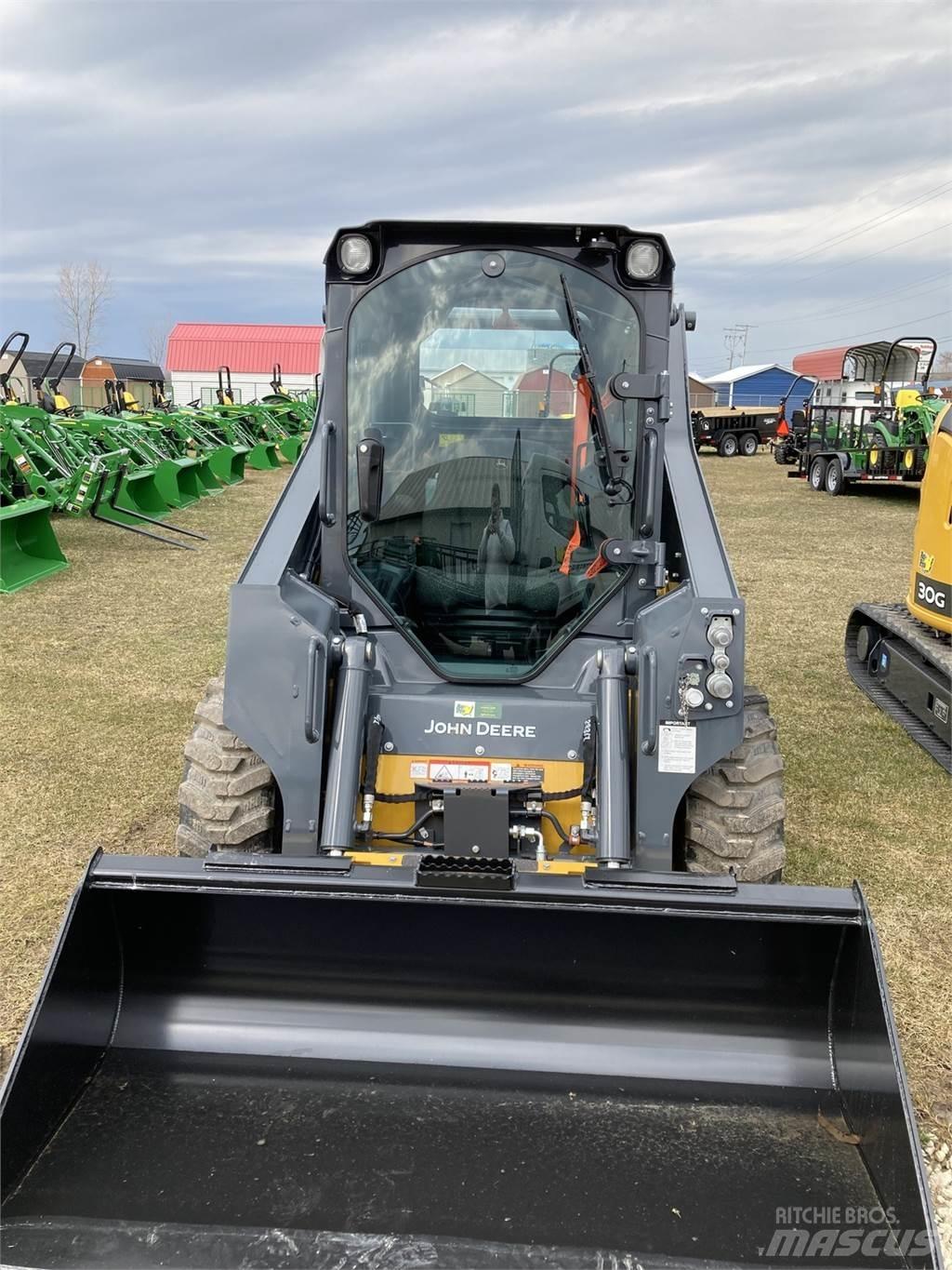 John Deere 318G Minicargadoras