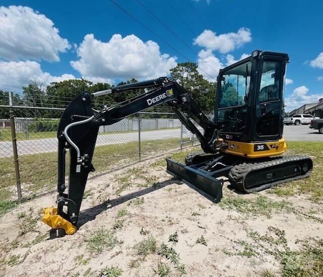 John Deere 35 P Mini excavadoras < 7t