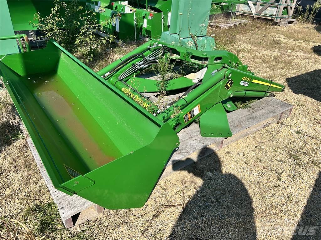 John Deere 400E Tractores