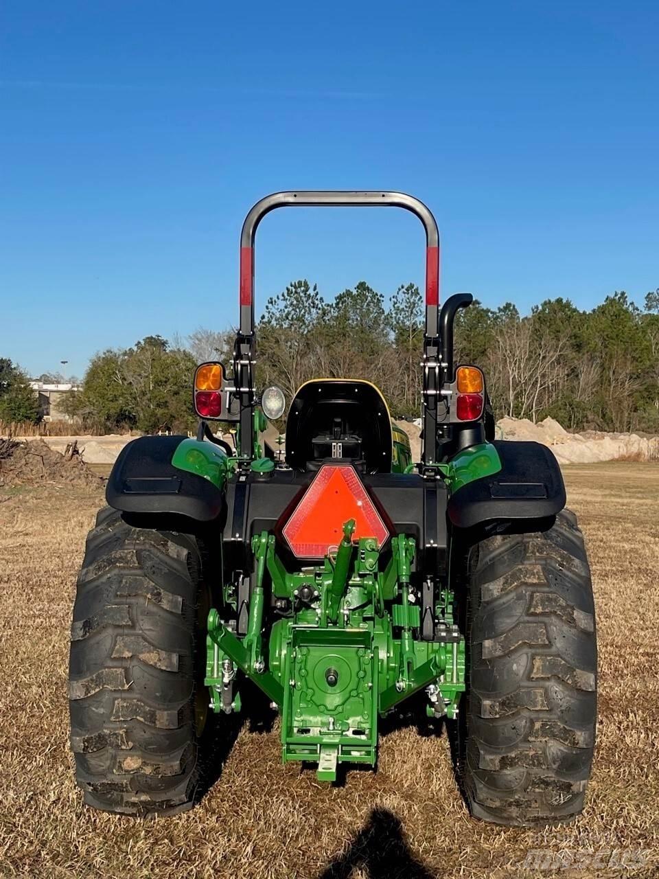 John Deere 5045E Tractores