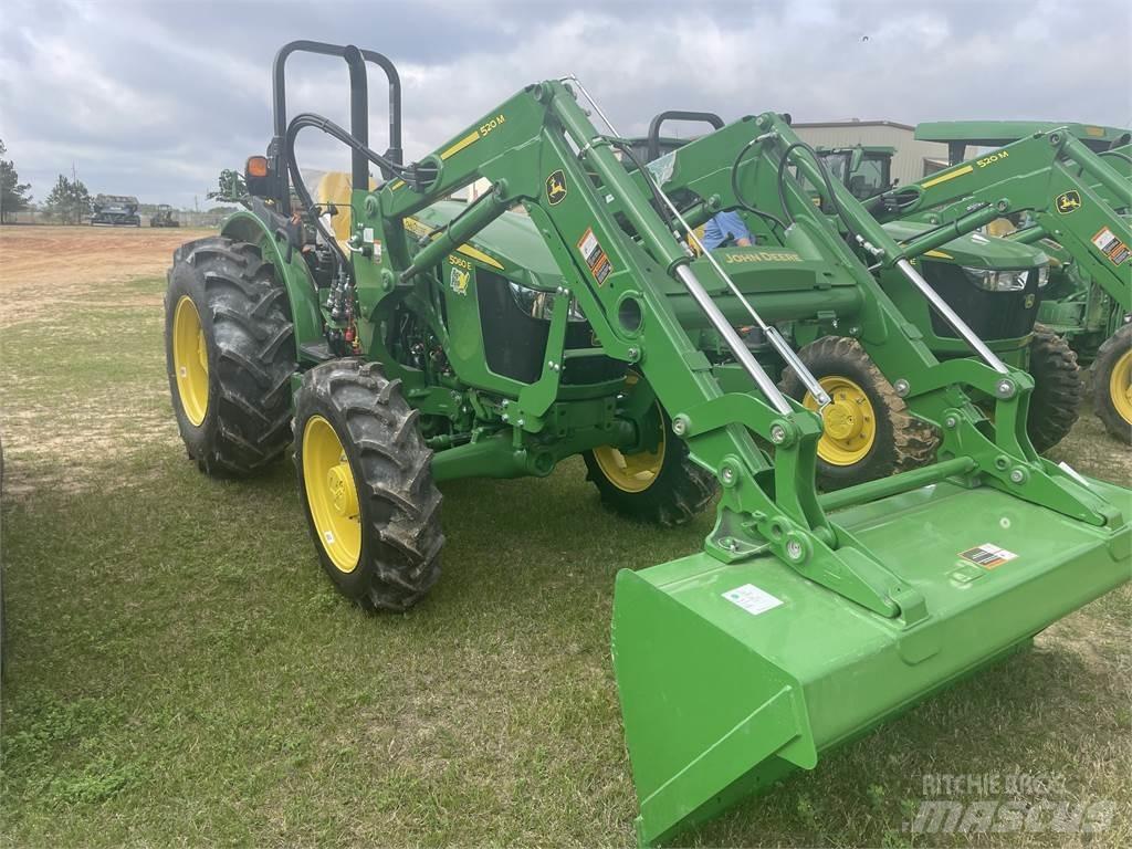 John Deere 5060E Tractores