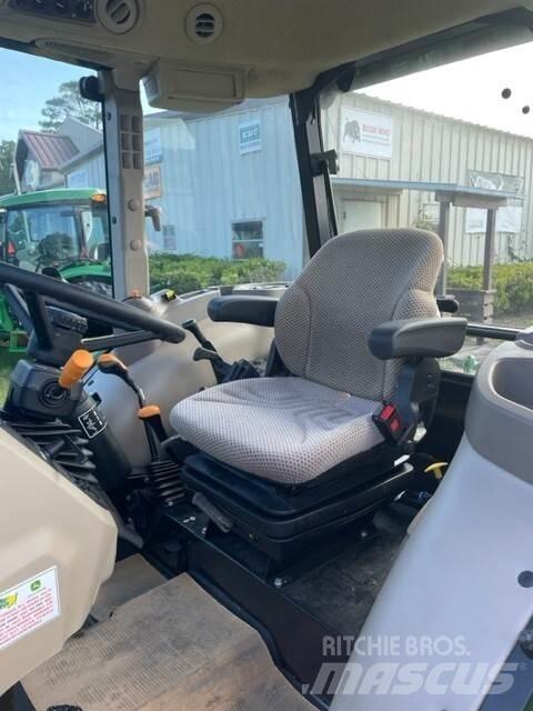 John Deere 5067E Tractores