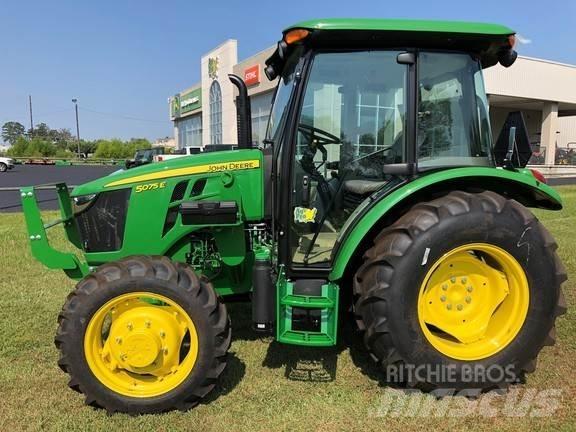 John Deere 5075E Tractores