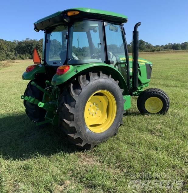 John Deere 5075E Tractores