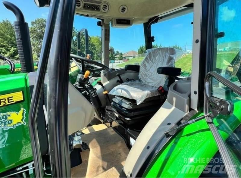 John Deere 5075E Tractores
