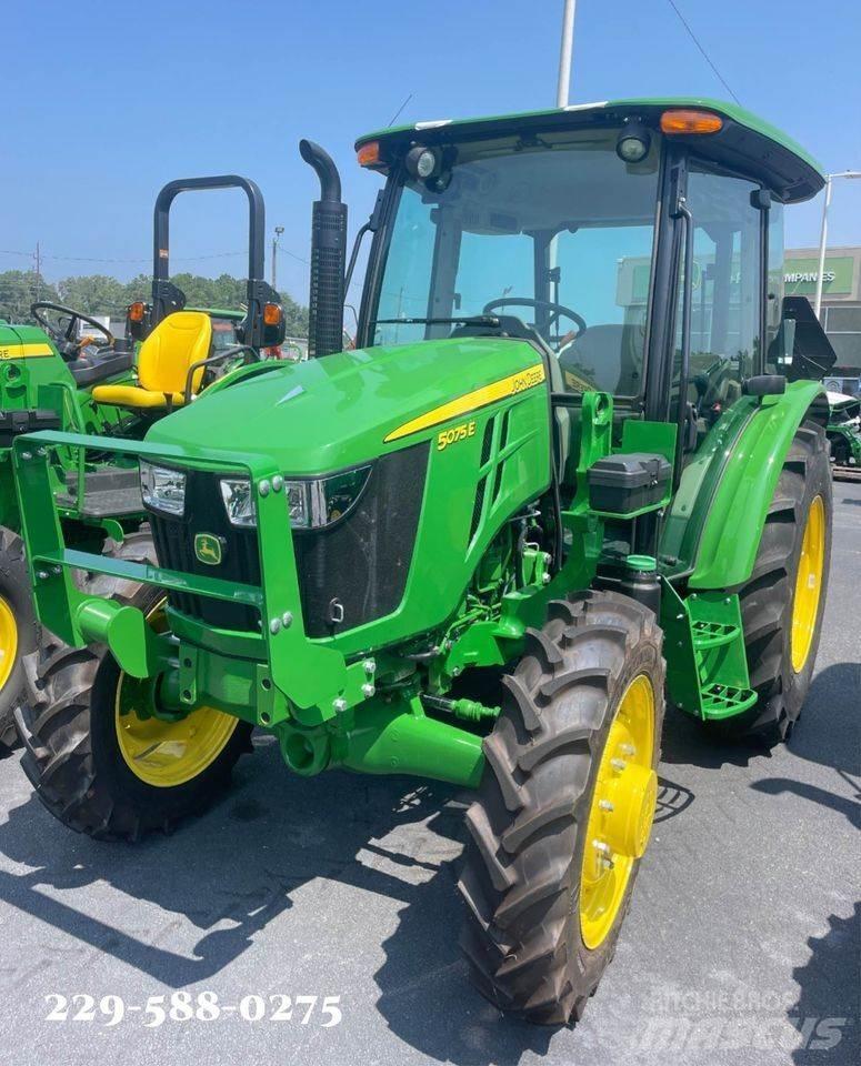 John Deere 5075E Tractores