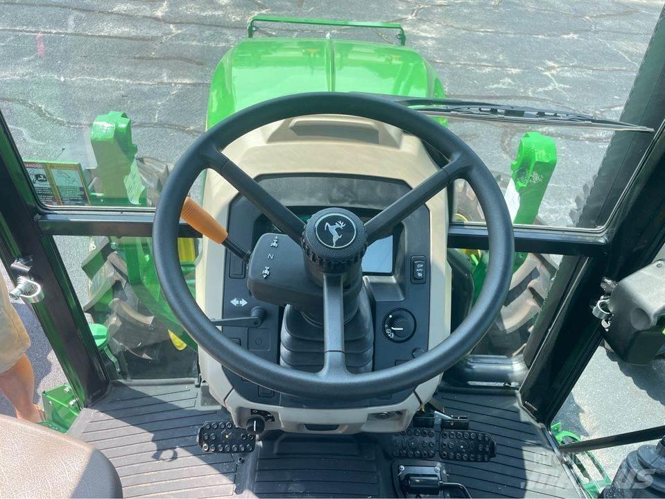John Deere 5075E Tractores