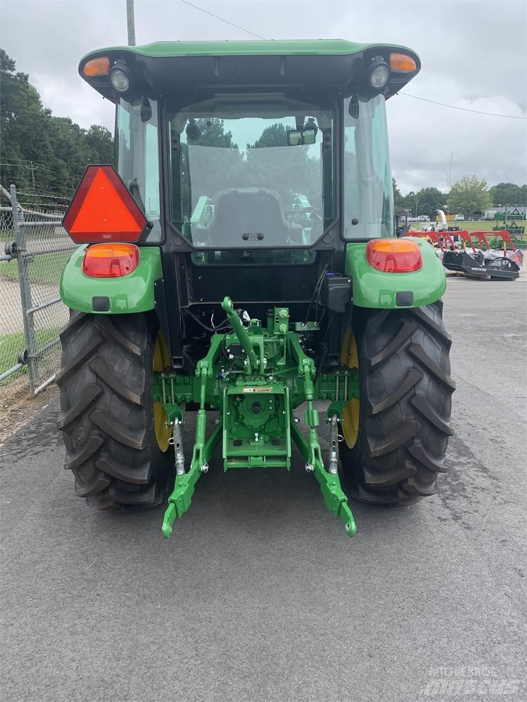 John Deere 5075E Tractores