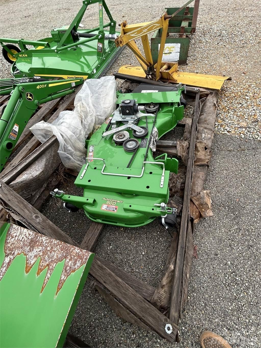 John Deere 60D Segadoras