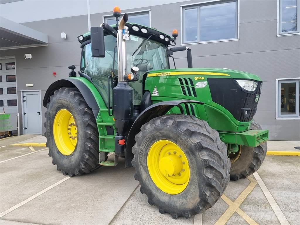 John Deere 6215R Tractores