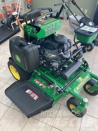 John Deere 636M Tractores corta-césped