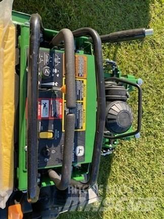 John Deere 636M Tractores corta-césped