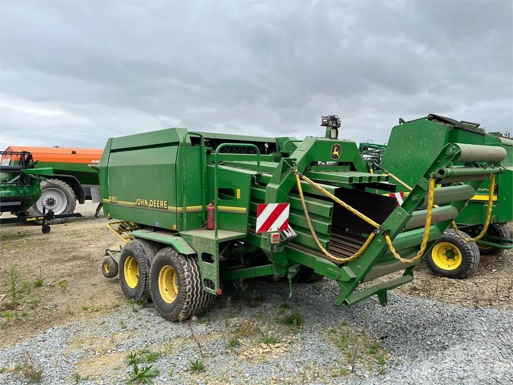 John Deere 690 Empacadoras cuadradas