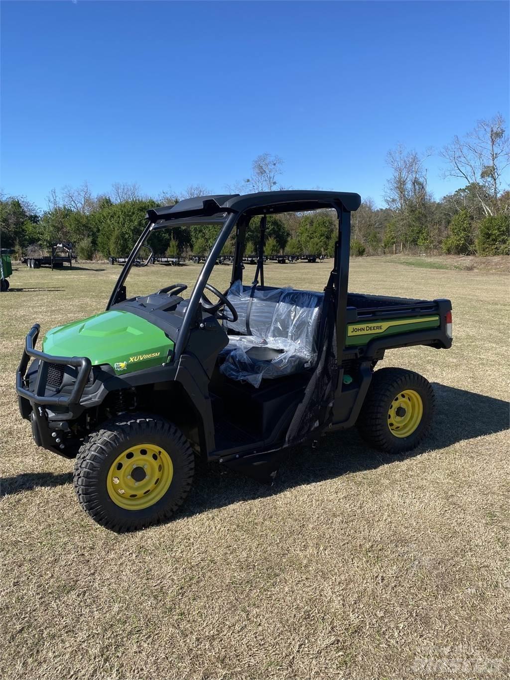 John Deere 865M Maquinaria para servicios públicos