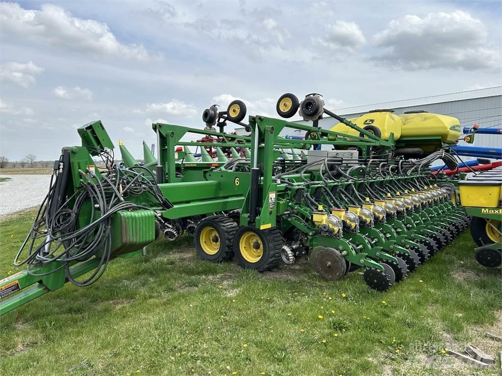 John Deere DB60 Plantadoras