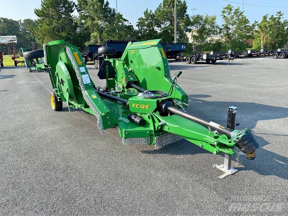 John Deere FC15E Desmenuzadoras, cortadoras y desenrolladoras de pacas