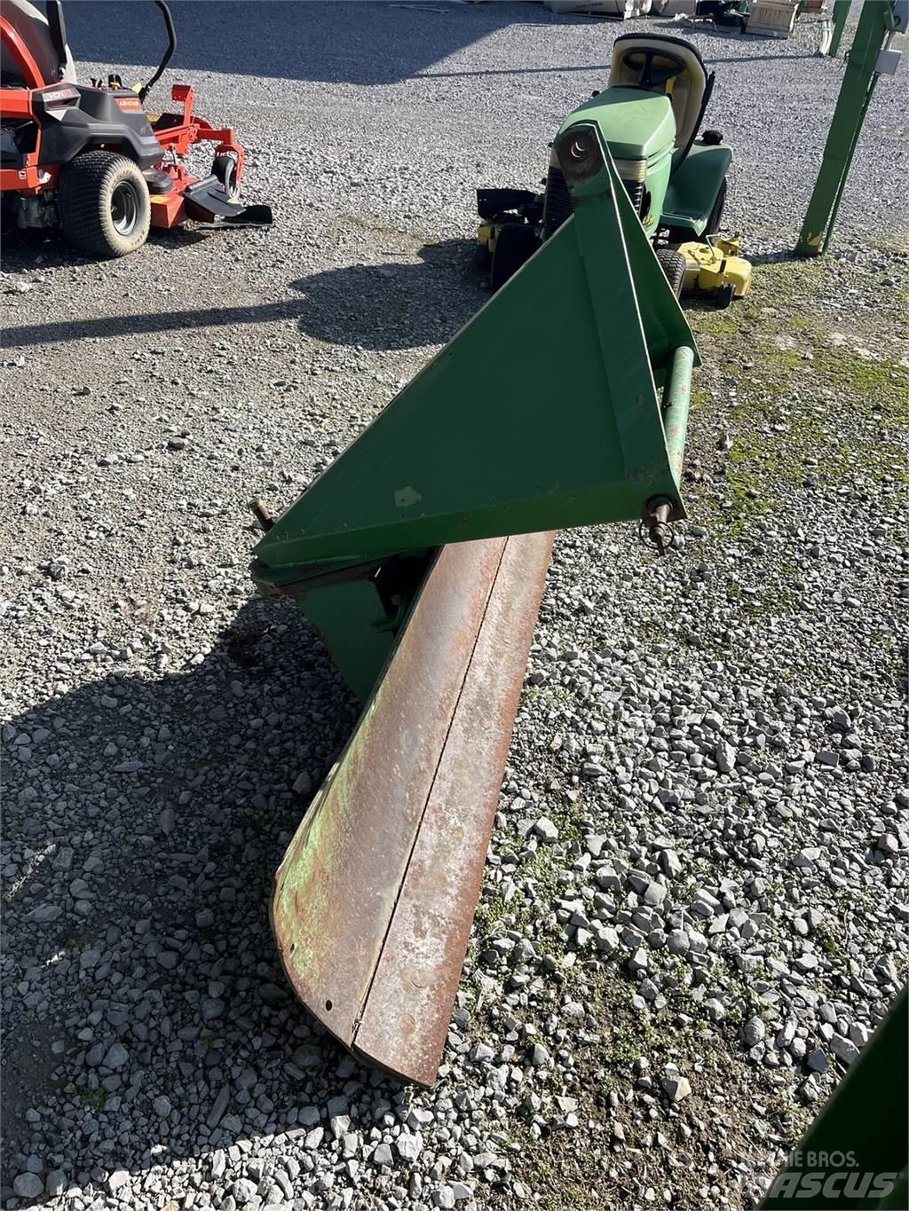 John Deere RB60 Láminas y cuñas quitanieves